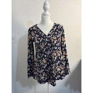 LC Lauren Conrad Women’s Top Long Sleeve Vneck Blue Floral Button Up SZ XS.